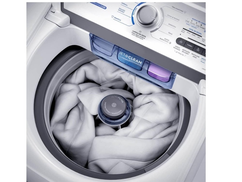 Máquina de Lavar Electrolux 15kg Branca Essential Care LED15 com tampa aberta mostrando o cesto inox.